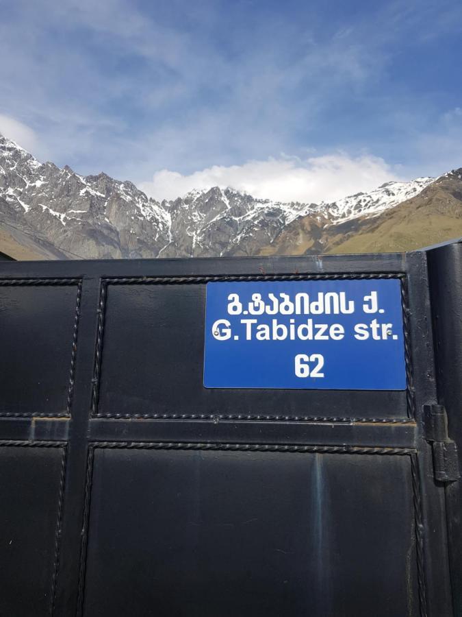Hotel Cozy House Kazbegi Esterno foto